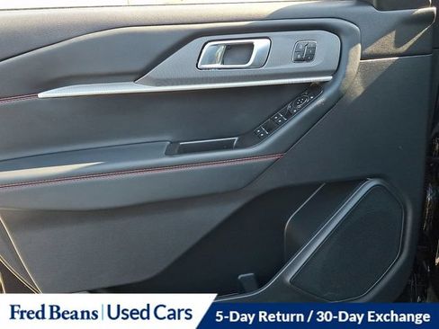 Used 2025 Ford Explorer ST AWD/4WD image 19