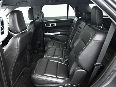 Used 2023 Ford Explorer XLT w/ Equipment Group 202A image 22
