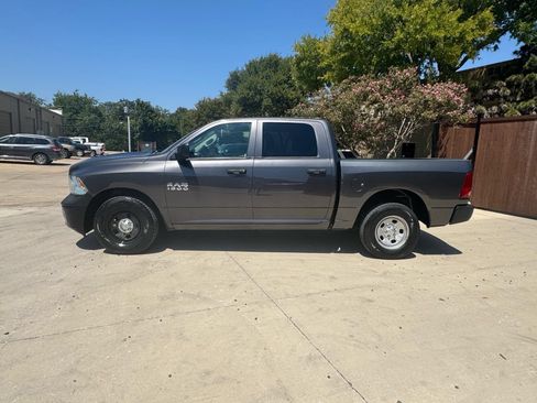 Used 2018 RAM 1500 Tradesman w/ Popular Equipment Group RWD image 4