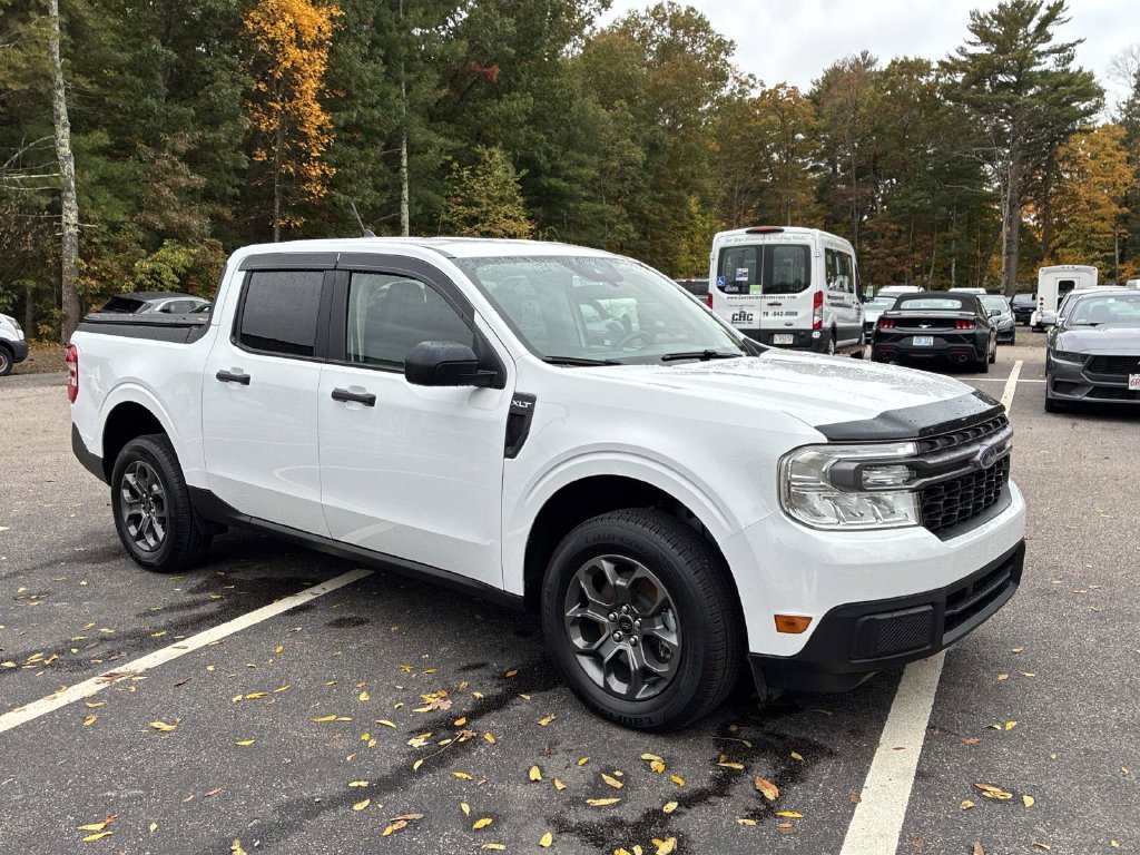 Certified 2022 Ford Maverick XLT FWD image 3