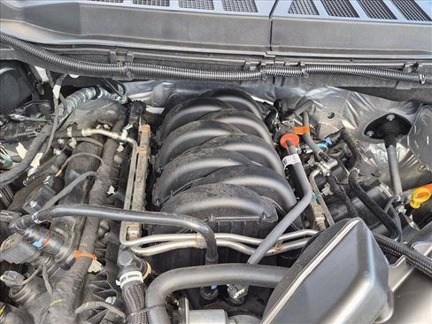 Used 2025 Ford F150 Lariat w/ Equipment Group 502A High AWD/4WD image 24
