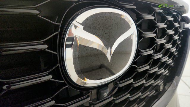 Used 2025 MAZDA CX-70 Plug-In Hybrid w/ Premium Plus AWD/4WD image 35