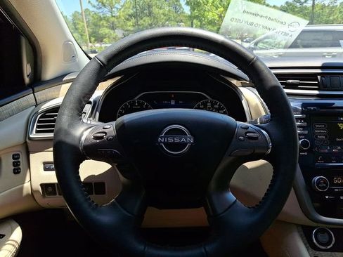 Certified 2023 Nissan Murano SL w/ SL Moonroof Package AWD/4WD image 22