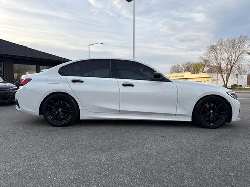 Used 2021 BMW 330i xDrive Sedan w/ Premium Package image 16