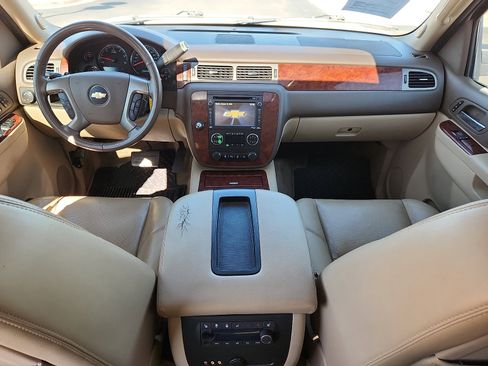 Used 2014 Chevrolet Tahoe LTZ image 11