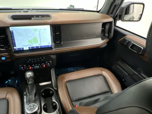 Used 2024 Ford Bronco Outer Banks image 29