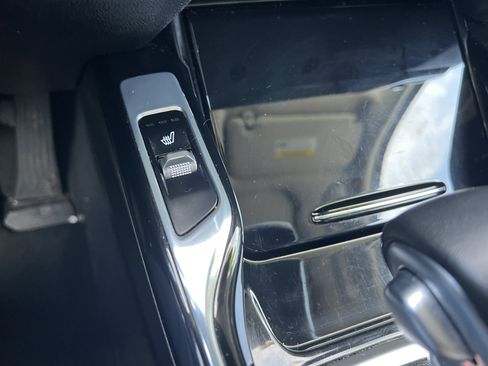 Certified 2023 Kia Sorento SX image 35