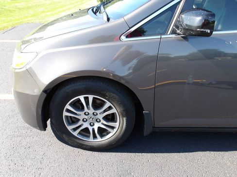 Used 2011 Honda Odyssey EX-L image 36