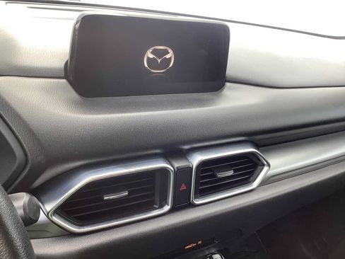 Used 2017 MAZDA CX-5 Sport AWD/4WD image 16