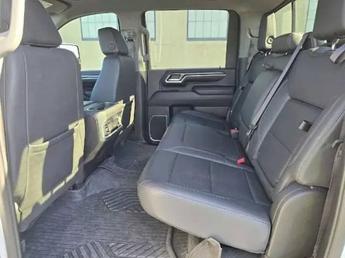 Used 2024 Chevrolet Silverado 2500 LTZ w/ LTZ Plus Package image 4