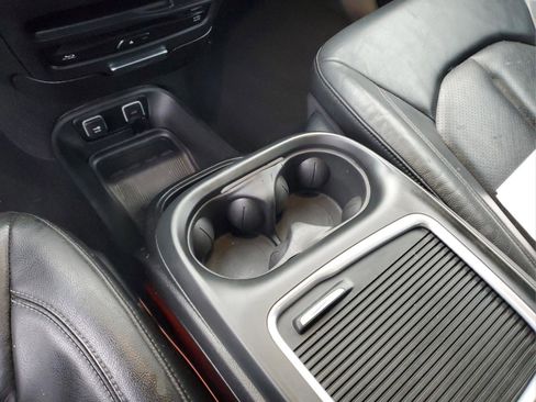 Certified 2020 Chrysler Pacifica Touring-L Plus w/ Advanced Safetytec Group image 25