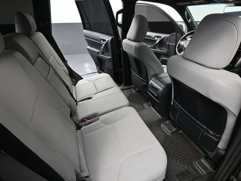 Used 2023 Lexus GX 460 w/ Black Line Special Edition AWD/4WD image 47
