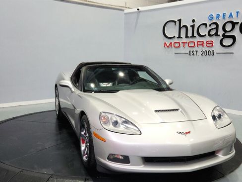 Used 2007 Chevrolet Corvette Coupe RWD image 3