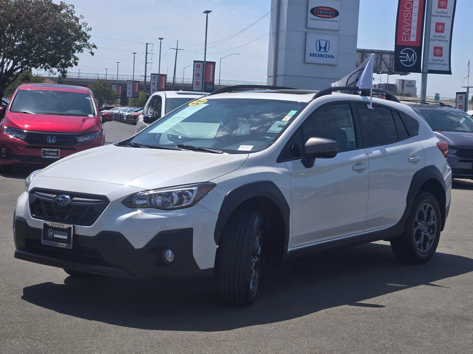 Used 2022 Subaru Crosstrek 2.5i Sport w/ Moonroof Package AWD/4WD image 3