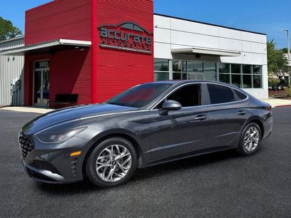 Used 2021 Hyundai Sonata SEL w/ Preferred Accessory Package