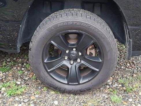Used 2021 RAM 1500 Big Horn AWD/4WD image 8