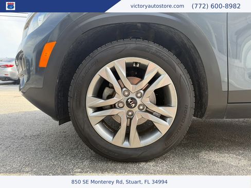 Used 2021 Kia Seltos S FWD image 35