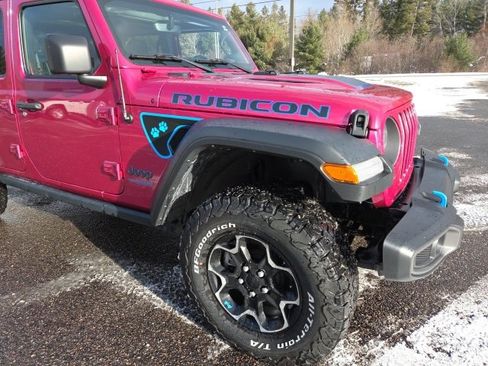 Used 2022 Jeep Wrangler Unlimited Rubicon 4xe w/ Dual Top Group image 28