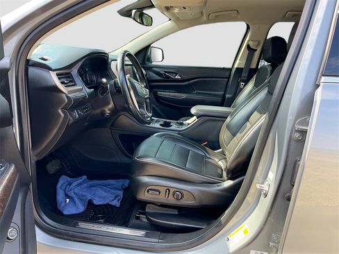 Used 2023 GMC Acadia Denali image 22