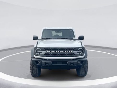 New 2025 Ford Bronco Badlands w/ Sasquatch Package image 2