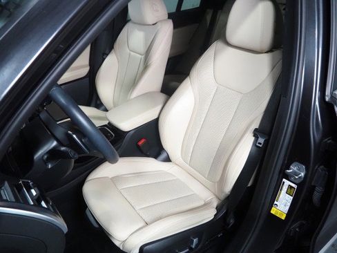 Used 2023 BMW X3 sDrive30i w/ Premium Package RWD image 14