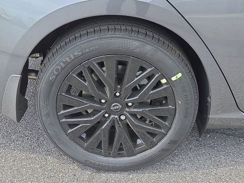 New 2026 Nissan Altima 2.5 SV FWD image 7