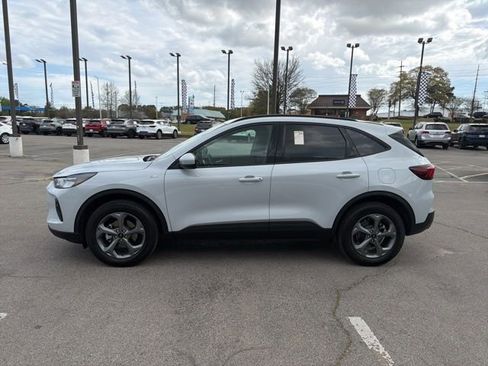 Used 2025 Ford Escape ST-Line Select image 7