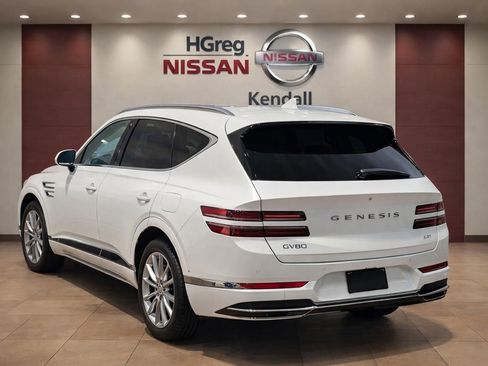 Used 2025 Genesis GV80 2.5T Standard AWD/4WD image 2
