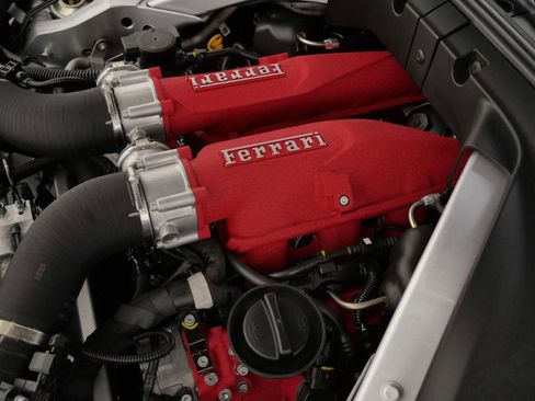 Certified 2025 Ferrari Roma Spider image 33