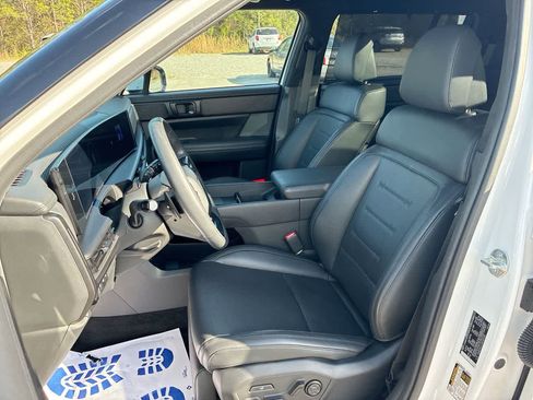 Used 2024 Hyundai Santa Fe Calligraphy image 20