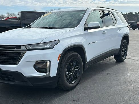 Certified 2023 Chevrolet Traverse LT w/ Midnight/Sport Edition image 3