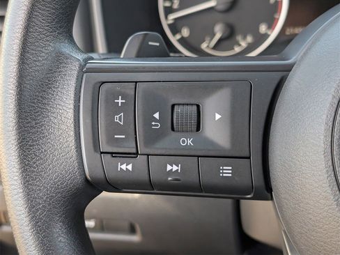 Certified 2024 Nissan Rogue SV image 22