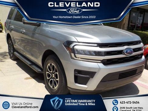 Used 2024 Ford Expedition XLT AWD/4WD image 1