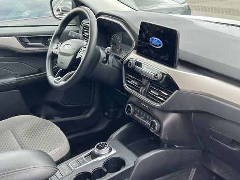 Used 2022 Ford Escape SE w/ Convenience Package AWD/4WD image 8