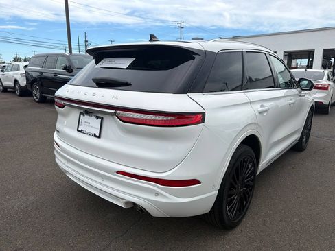 Certified 2022 Lincoln Corsair Reserve w/ Equipment Group 201A AWD/4WD image 6