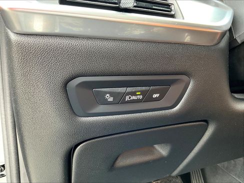 Used 2025 BMW X5 xDrive40i w/ Parking Assistance Package AWD/4WD image 38