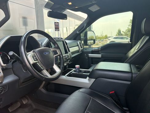 Used 2022 Ford F350 Lariat w/ Tremor Off-Road Package AWD/4WD image 7
