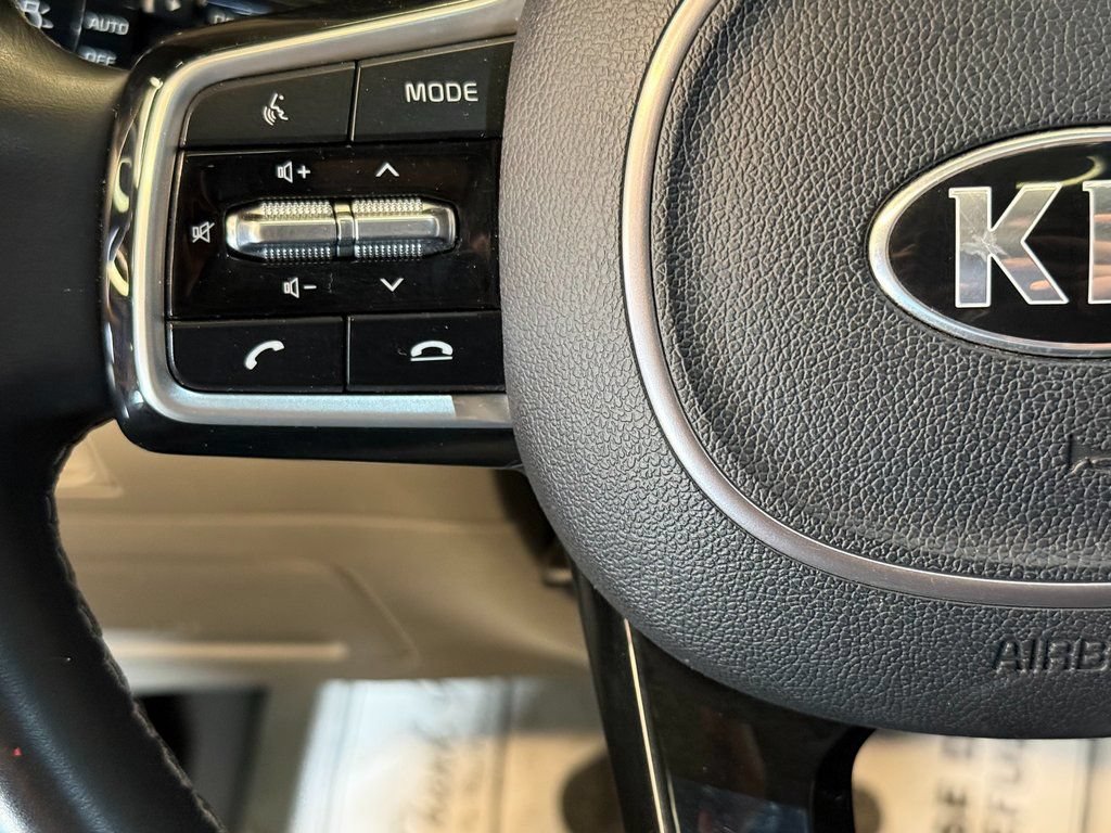 Used 2021 Kia Sorento SX AWD/4WD image 11