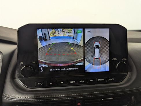 Used 2023 Nissan Rogue SL w/ SL Premium Package image 26