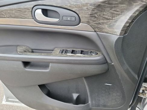 Used 2014 Buick Enclave Leather w/ Trailering Provision Package FWD image 15