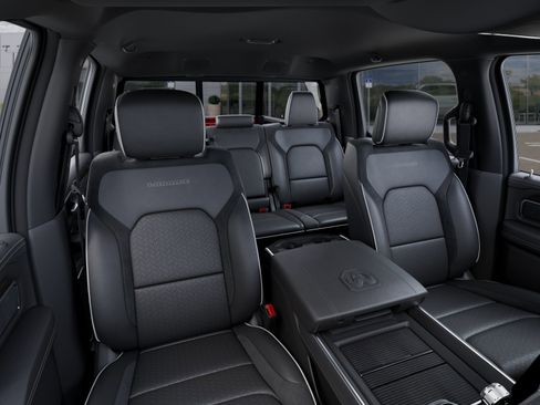 New 2026 RAM 1500 Laramie AWD/4WD image 16