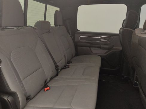 Used 2021 RAM 1500 Big Horn RWD image 19