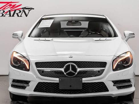 Used 2015 Mercedes-Benz SL 550 image 16