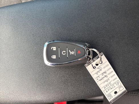Used 2024 Chevrolet Equinox LT image 26