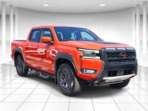 Used 2025 Nissan Frontier PRO-4X w/ Pro Convenience Package image 1