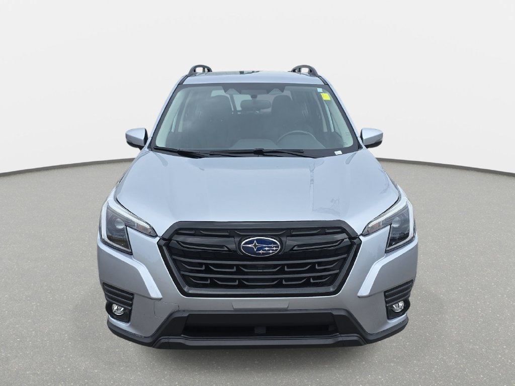 Used 2024 Subaru Forester Limited AWD/4WD image 2
