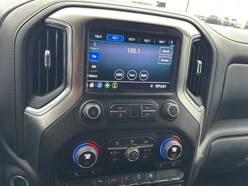 Used 2020 Chevrolet Silverado 2500 LT w/ Texas Edition AWD/4WD image 23
