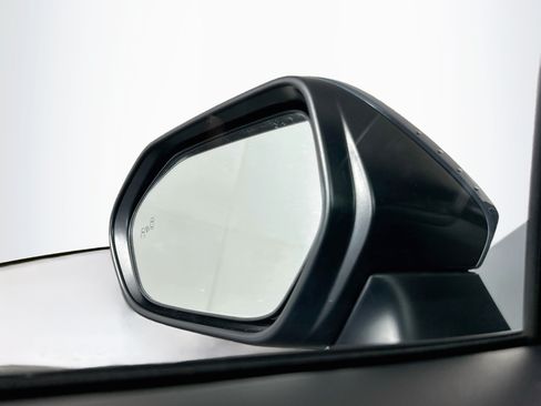 Used 2026 Toyota Corolla LE FWD image 16