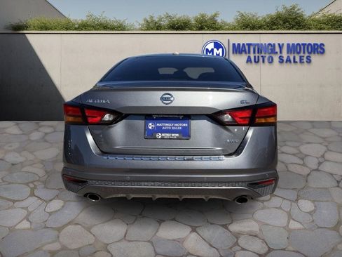 Used 2021 Nissan Altima 2.5 SL image 4