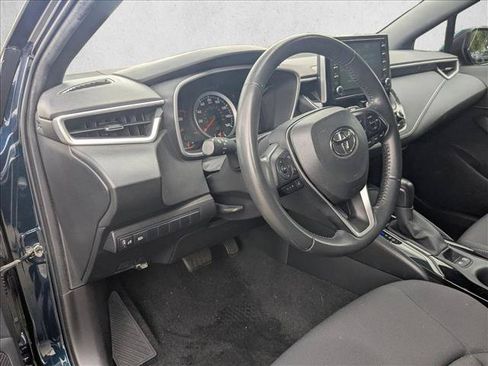 Used 2021 Toyota Corolla SE w/ Blackout Package (TMS) FWD image 10